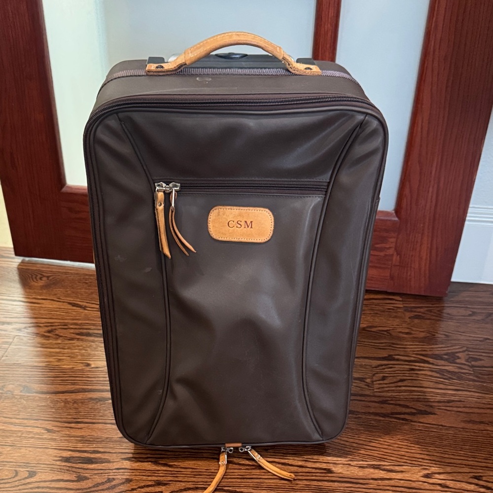 Jon Hart Carry On luggage